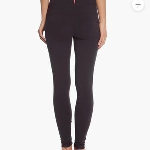 Hard tail cotton leggings